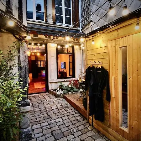 Lägenhet Le Gustave - Sauna, Jacuzzi & Terrasse A