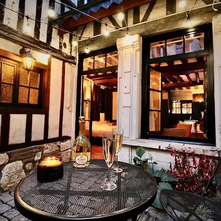 Appartement Le Gustave - Sauna, Jacuzzi & Terrasse A Rouen